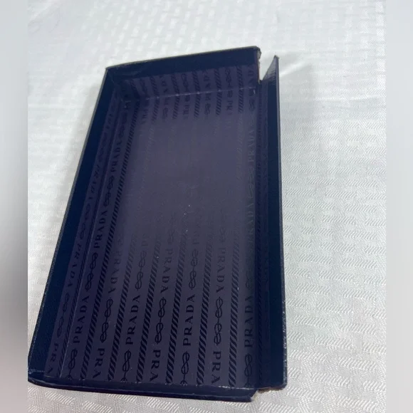 Prada Black Saffiano Bow Long Wallet Zip Coin Italy - Picture 3 of 12